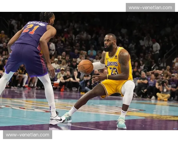 湖人詹姆斯近12场高效表现，58%命中率带队取得10胜2负